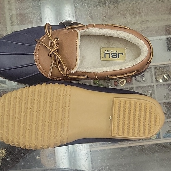 JBU Brown and Blue Boat Shoes with Durable Construction - Picture 3 of 5